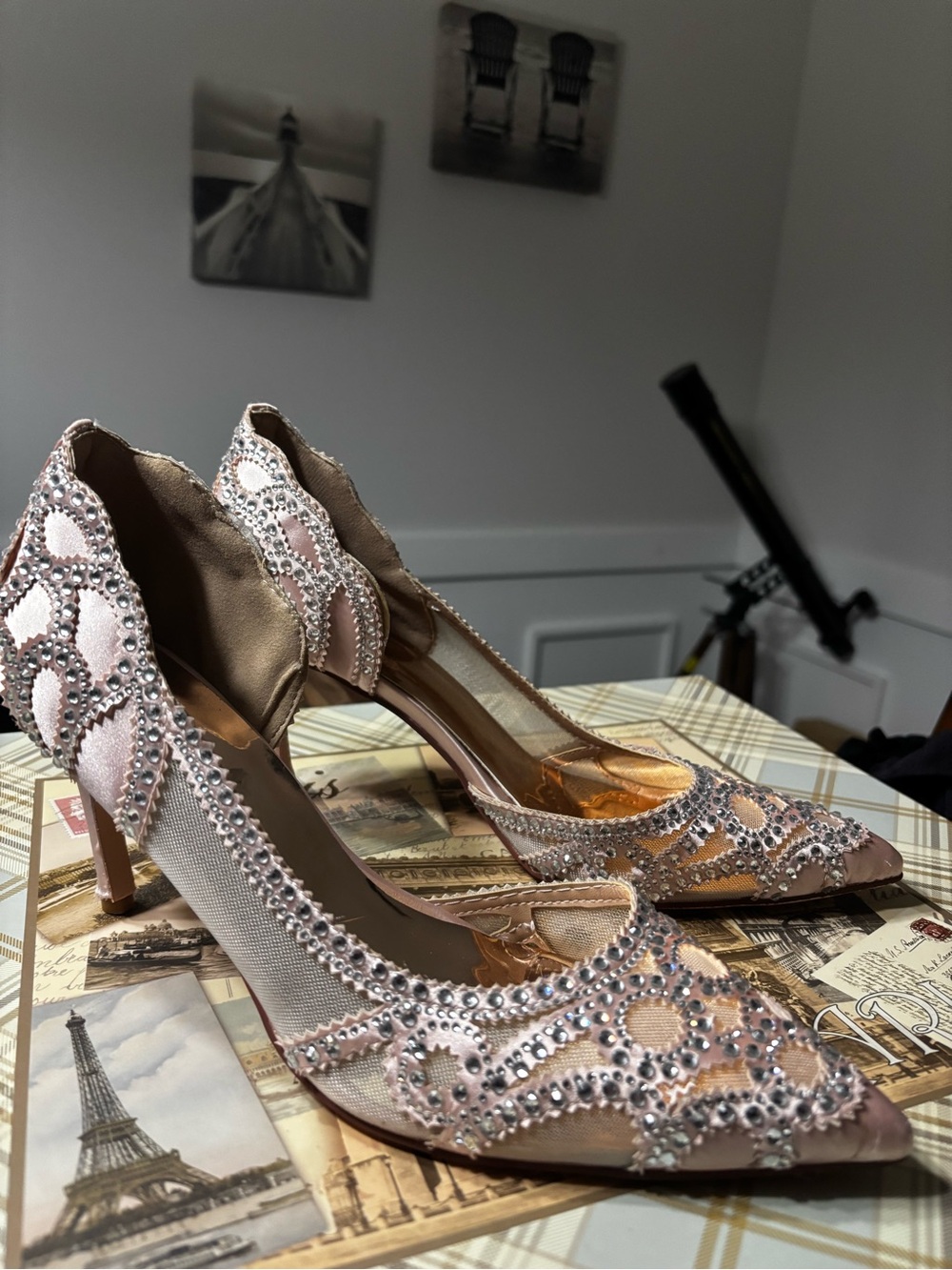 XYD Women's Pumps, Elegant Pointed Toe, D'Orsay Kitten Low Heels, Rhinestone